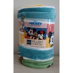 The Big One - Disney Mickey & Friends Super Soft Oversized Plush Throw 5ft x 6ft